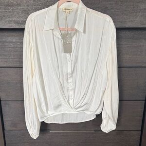 eesome Ivory Twist-Front Button-Down Blouse